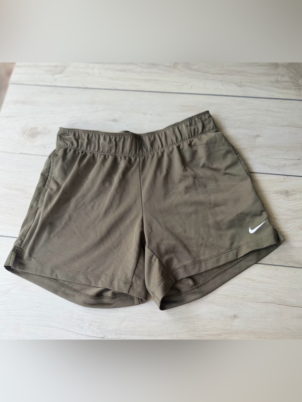Nike Olive Green Athletic Pocket Shorts Dri Fit XS Running Gym Active Athleisure